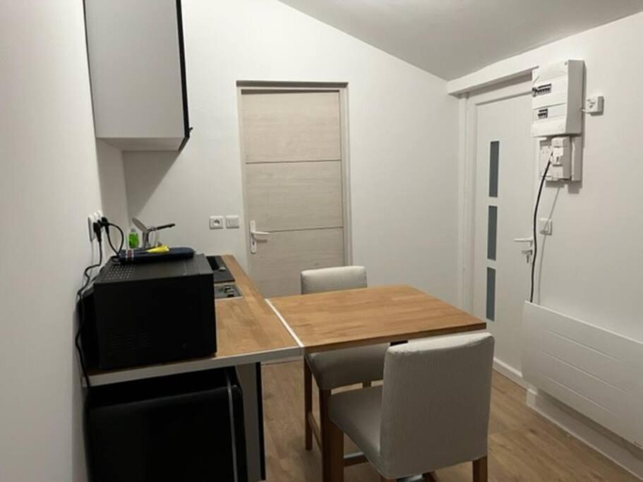 Studio Avec Terrasse Paris Sud Villejuif Εξωτερικό φωτογραφία