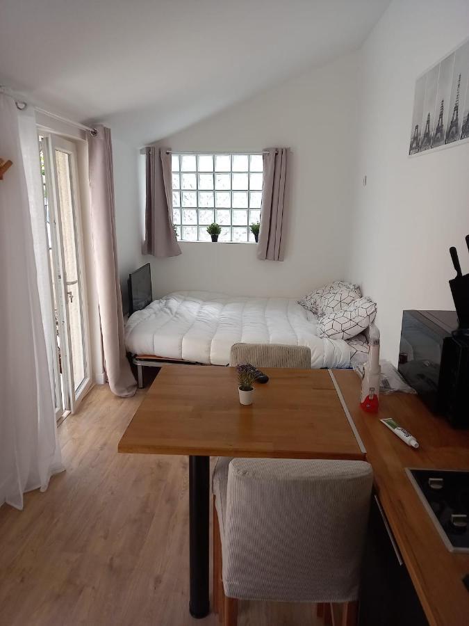 Studio Avec Terrasse Paris Sud Villejuif Εξωτερικό φωτογραφία